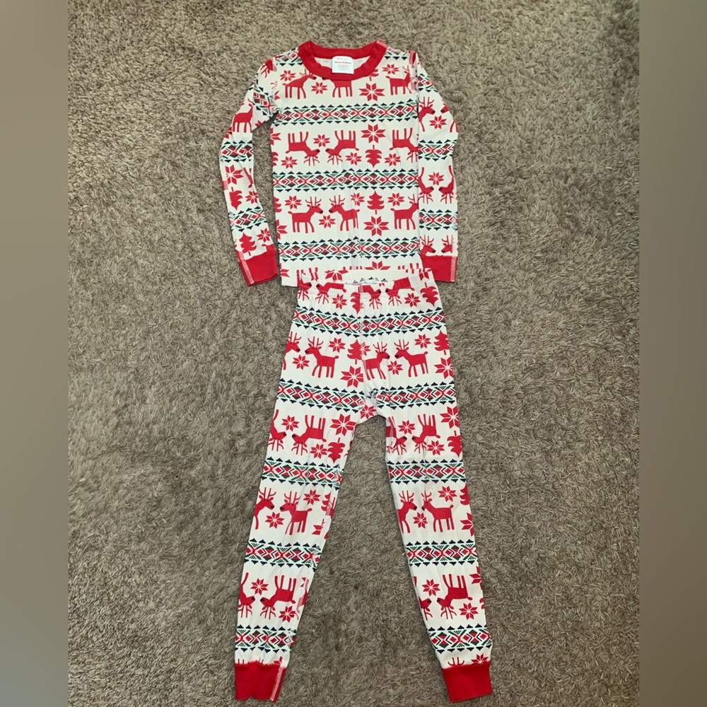 Kids holiday pajamas size 6-7